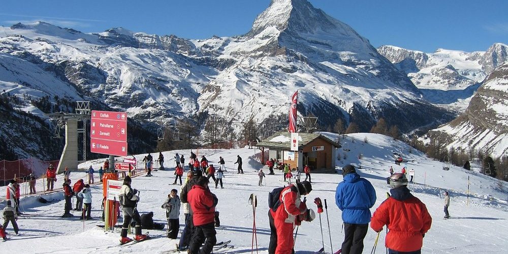 zermatt_winter_Elpis-Ioannidis_Shutterstock.com_jpg