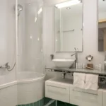 Penthouse Tiara Bathroom 1
